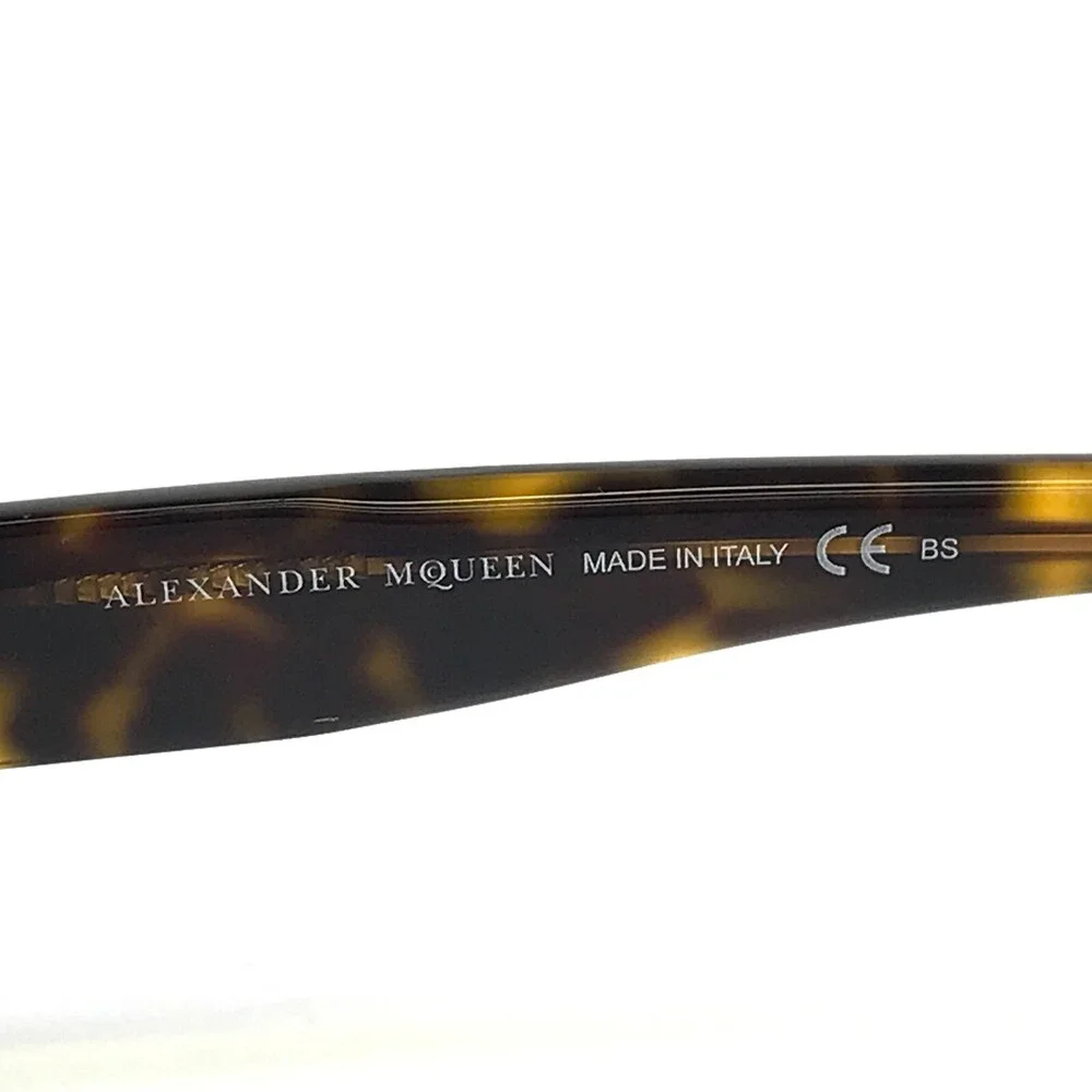 Alexander McQueen demo lenses